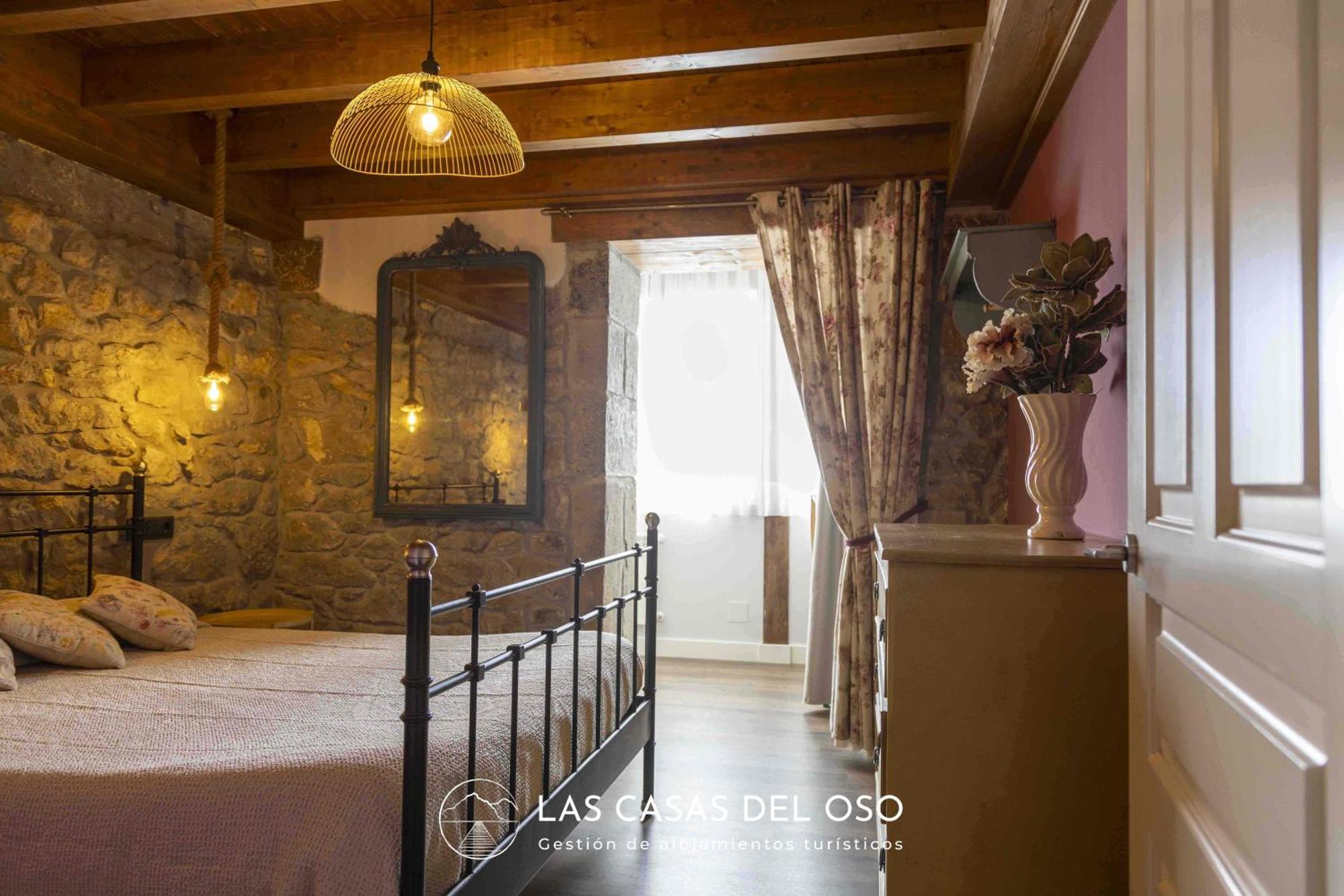 El Mirador De San Trocaya - Las Casas Del Oso Villamarcel Екстер'єр фото