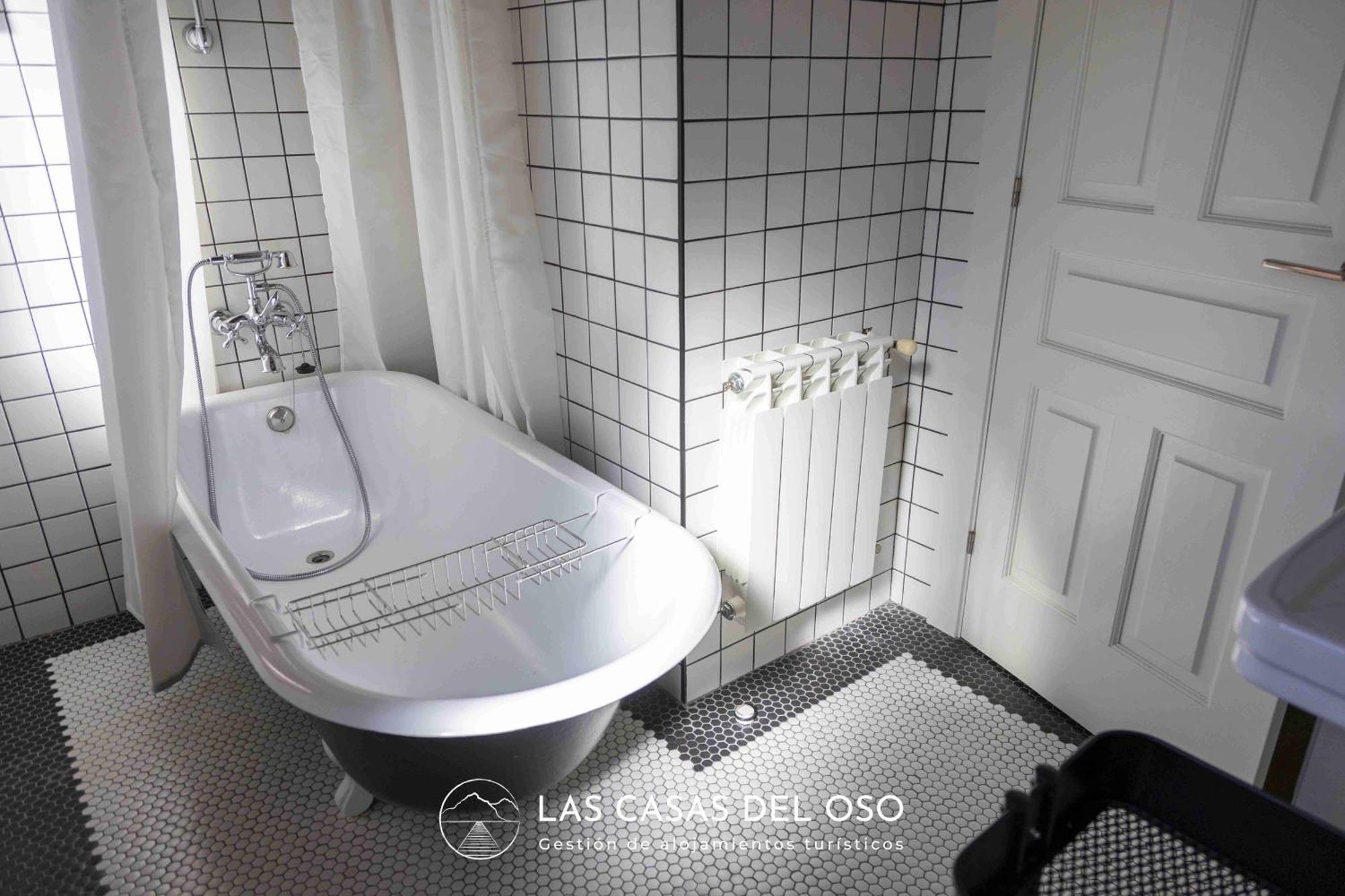 El Mirador De San Trocaya - Las Casas Del Oso Villamarcel Екстер'єр фото