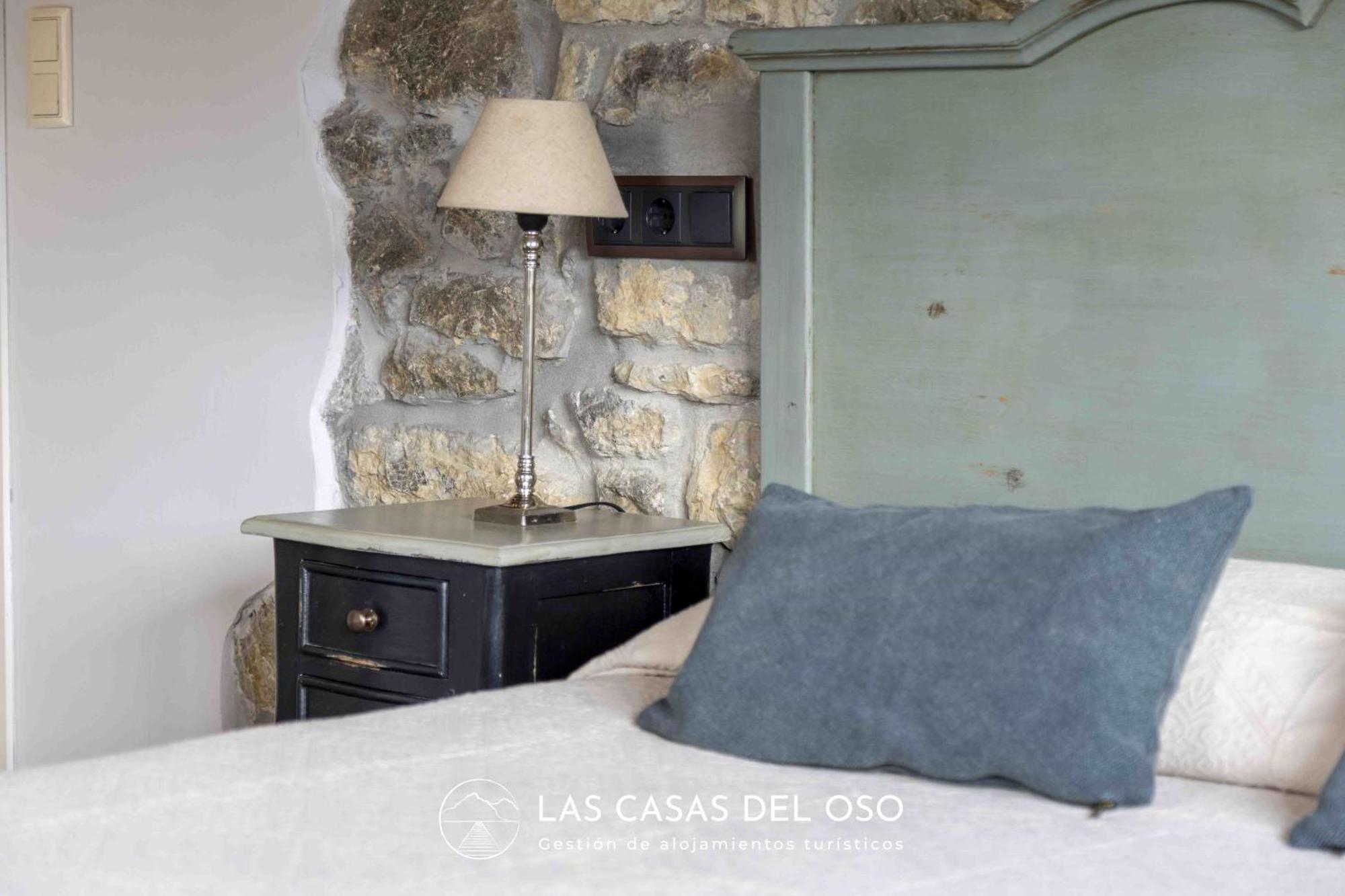 El Mirador De San Trocaya - Las Casas Del Oso Villamarcel Екстер'єр фото